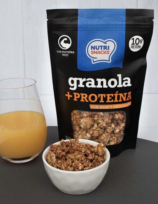 Granola + Proteína Nutrisnacks