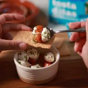 Receta de Tostaditas Nutrisnacks con burratinas al pesto